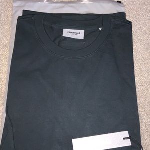 FOG ESSENTIALS TEE (BLACK)